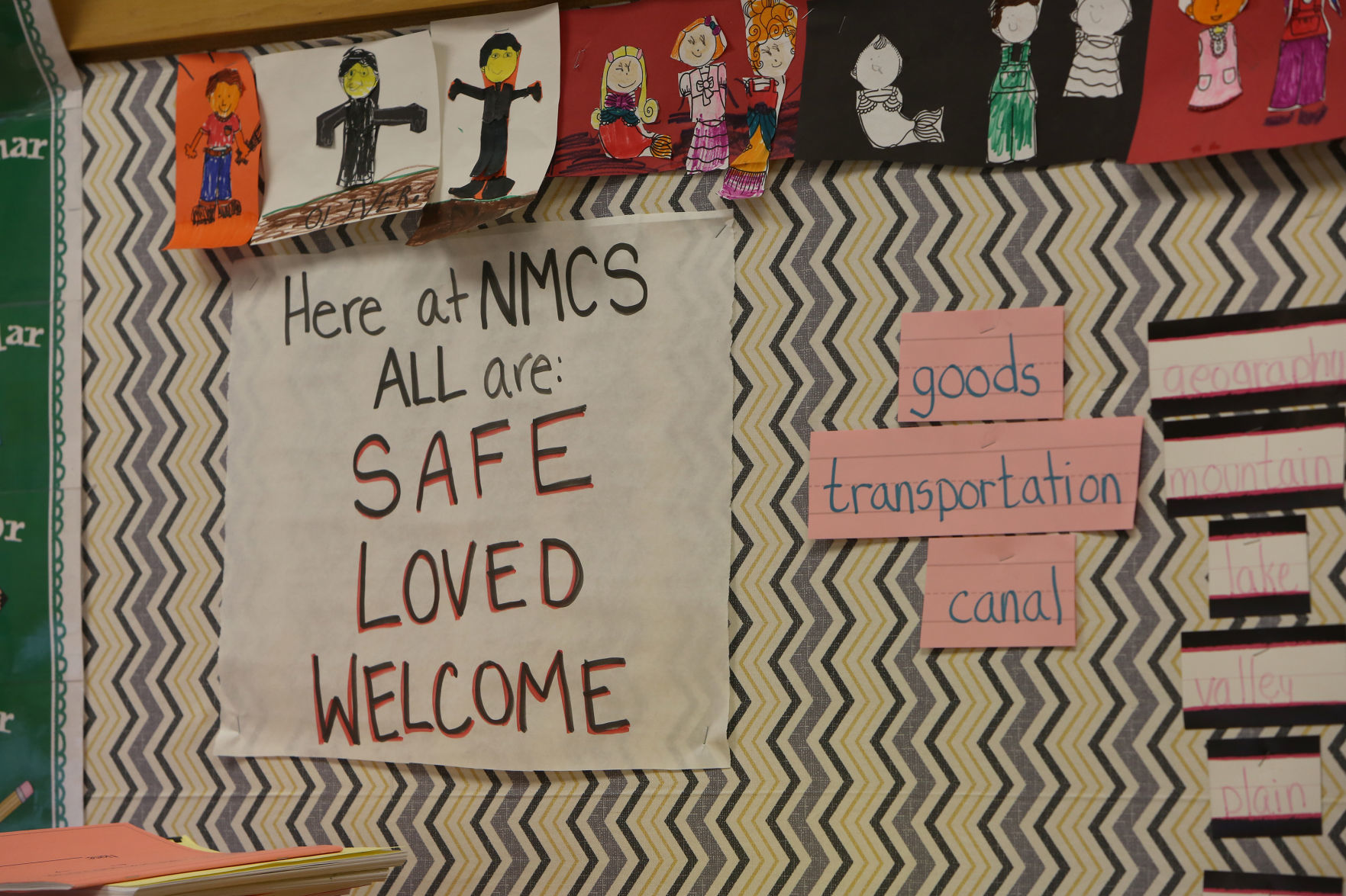 NUESTRO MUNDO COMMUNITY SCHOOL